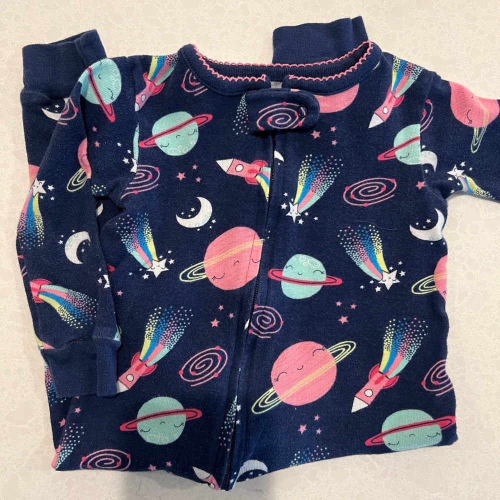 Carter’s Pajama Bundle - Picture 4 of 5
